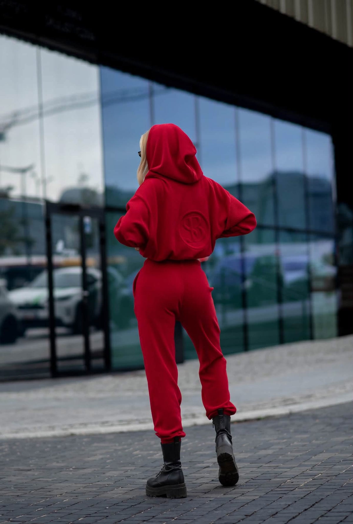 Damen-Dreiteiler in Rot – Größe 1 (S/M)